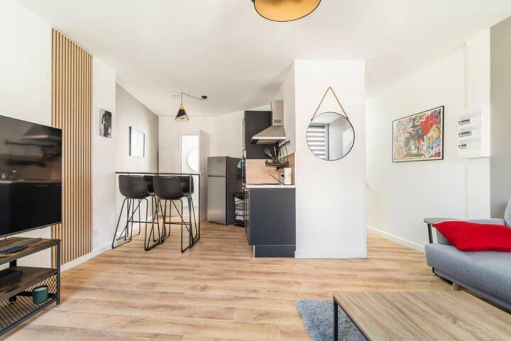 Voyage En Duplex En Hyper Centre Apartamento Valenciennes Exterior foto